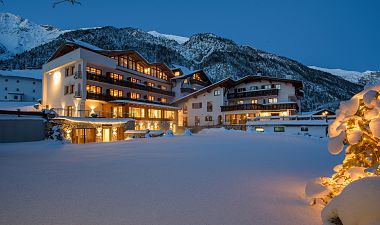 Hotel Gridlon Winter Aussen