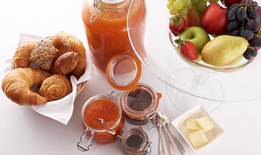 Copieux petit déjeuner au buffet